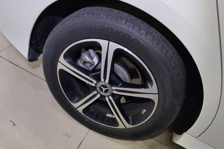 Used Mercedes-Benz A-Class 2022 Revised Version A 200 L Sport Sedan Fashionable Style