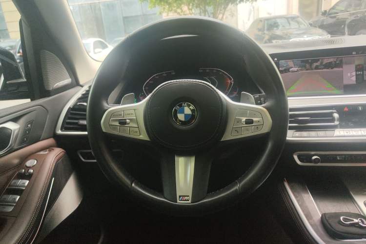 Used BMW X5 2022 Restyled xDrive 30Li Luxury Version M Sport Package
