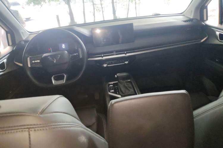 Used Wuling Jiachen 2022 1.5T CVT Smart Luxury Version