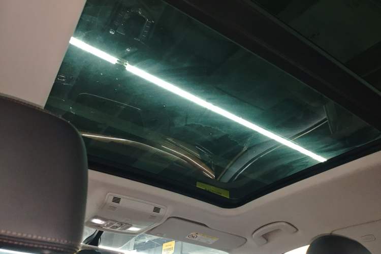 Used Volkswagen Tharu 2019 280TSI Two-Wheel Drive Luxury Version China VI Standard
