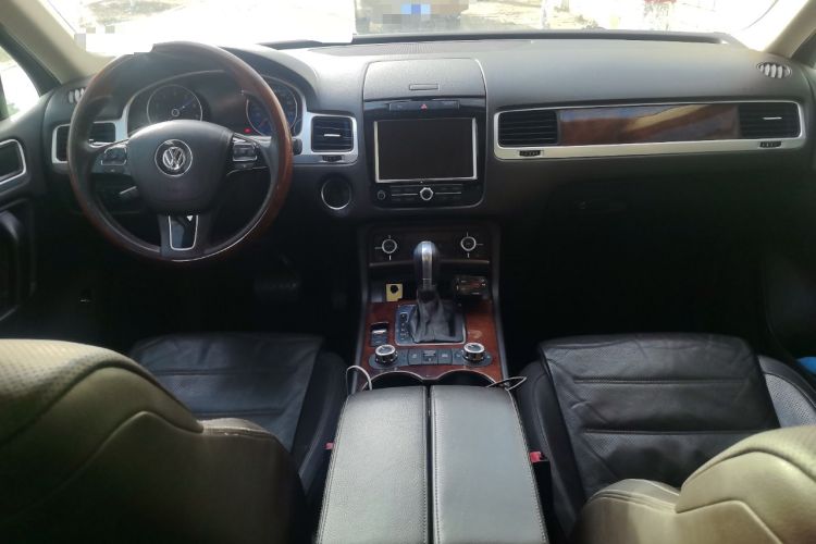 Used Volkswagen Touareg 2014 3.0 TSI New Edition