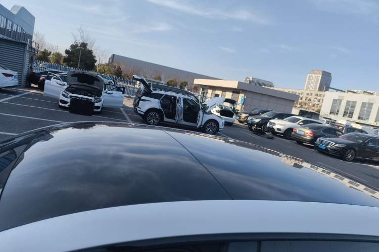 Used Avatr 11 2023 Long-Range Single-Motor Version 5 Seats
