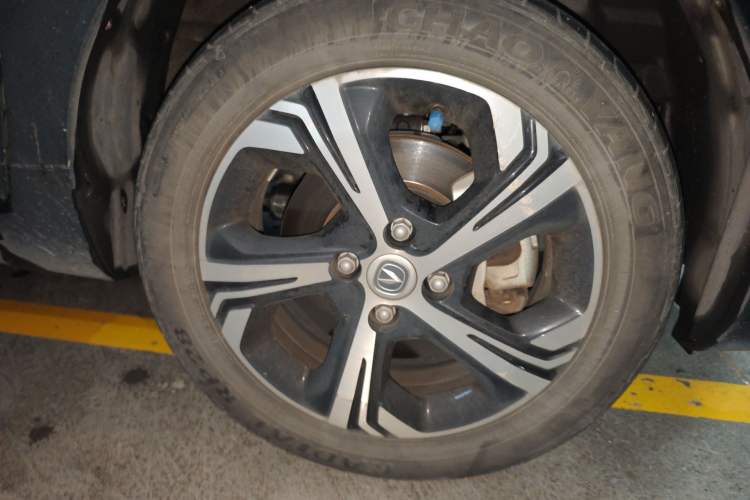 Used CHANGAN Benni E-Star 2021 National Edition Xin Yue Version (Fast-Charging Edition) Lithium Iron Phosphate (31.18 kWh) Right Front Wheel Hub