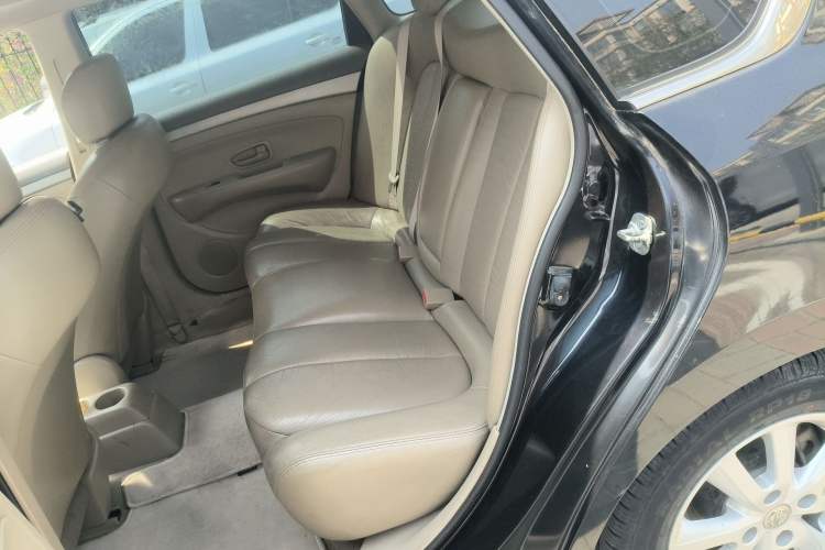 Used Nissan Sylphy 2012 Classic 1.6XL Manual Luxury Edition Left Rear Seat