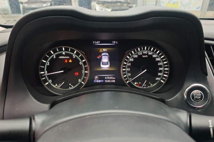 Used Infiniti Q50L 2018 2.0T Enjoyment Version China VI Standard
