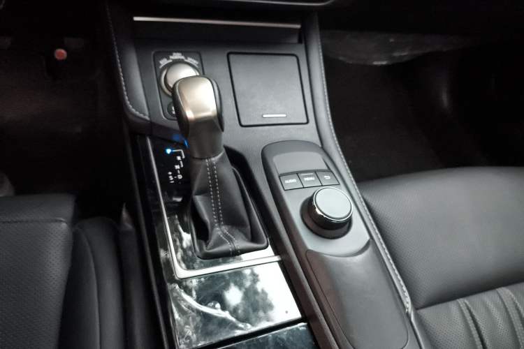 Used Lexus ES 2015 200 Comfort Edition