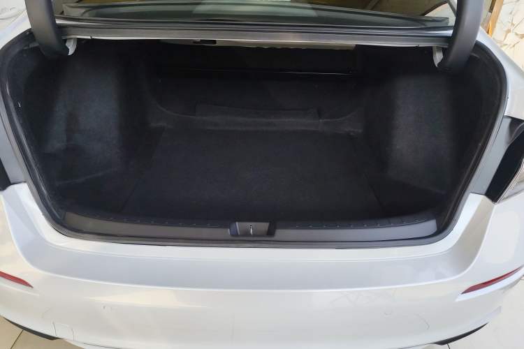 Used Honda Civic 2023 2.0L eHEV Sharp Edition Trunk