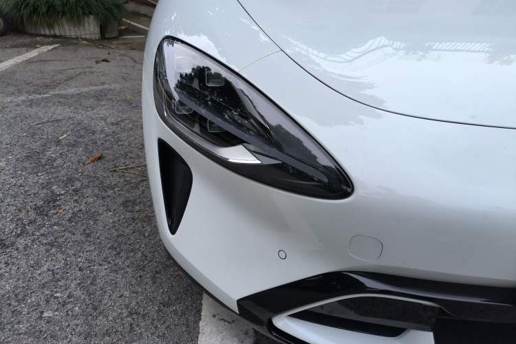 Used Xiaomi Auto SU7 2024 Rear-Drive Long-Range Intelligent Driving Version