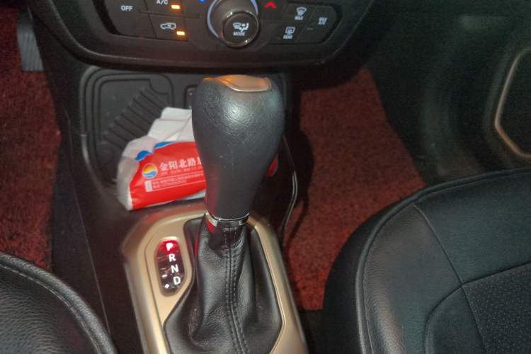 Used Jeep Renegade 2018 Connected Large Screen Version 180T Automatic High-Energy Edition