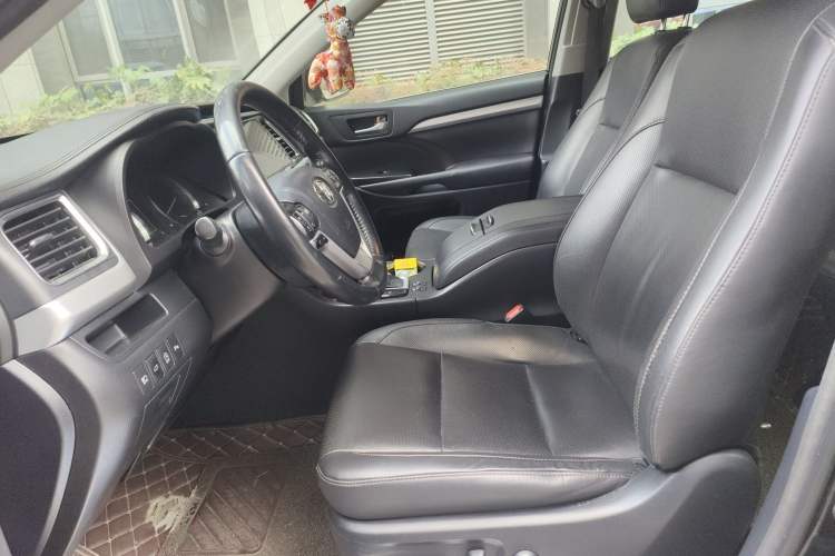 Used Toyota Highlander 2018 2.0T Four-Wheel Drive Prestige Version 7 Seats China VI Standard Left Front Seat