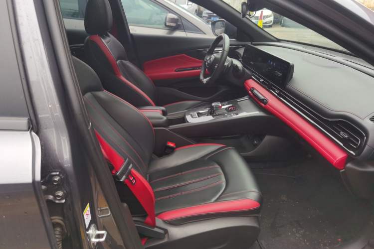 Used GAC Trumpchi EMPOW 2021 270T DCT J15 Version