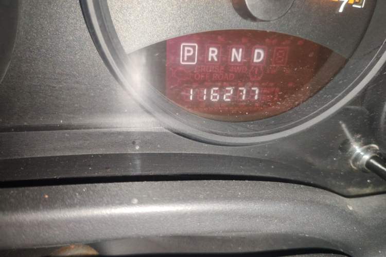 Used Jeep Compass 2014 2.0L two-wheel drive sport version Odometer Close Up