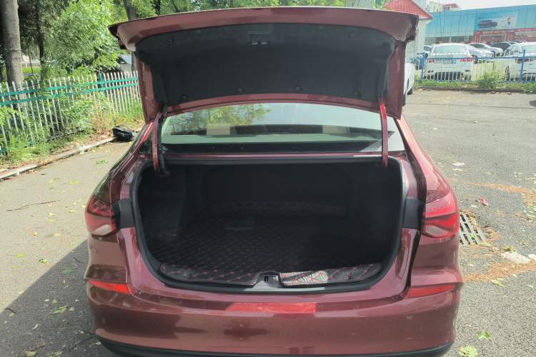 Used Chevrolet Monza 2020 320 Automatic Enjoyment Edition
