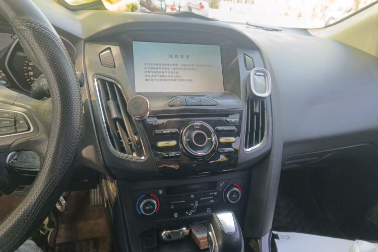 Used Ford Focus 2017 Sedan 1.6L Automatic Fashion Edition Smart Drive Version