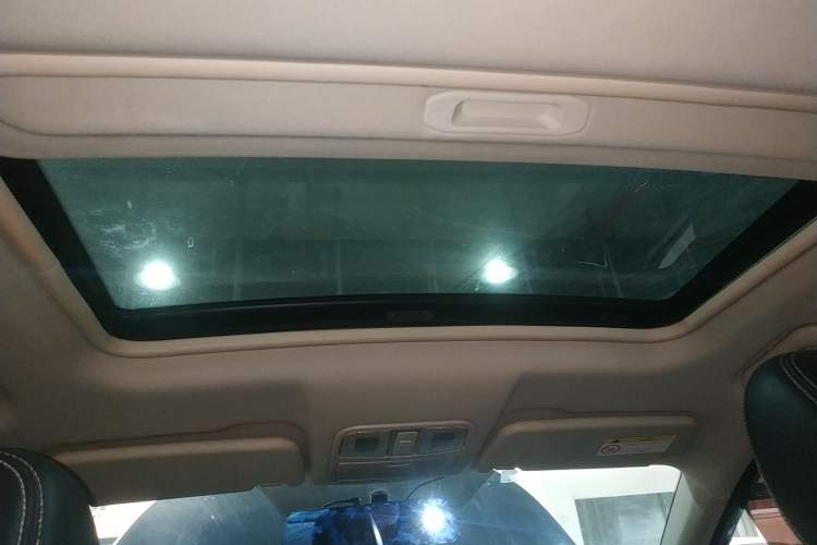 Used Dongfeng Fengon 580 2016 Revised Version 1.5T CVT Comfort Edition