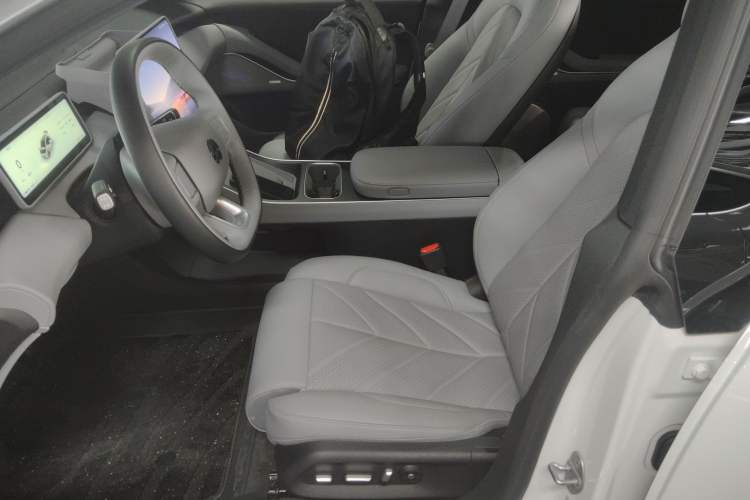 Used Nio ET5T 2025 75 kWh Touring
