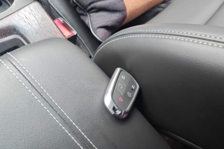 Used Cadillac XTS 2018 28T Elite Edition Vehicle Key