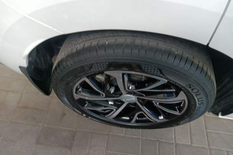 Used Haval JOLION 2021 1.5T Automatic Four-Door Version Right Rear Wheel Hub