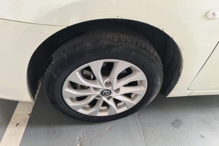 Used Nissan Sylphy 2019 Classic 1.6XL CVT Luxury Edition Exterior 4