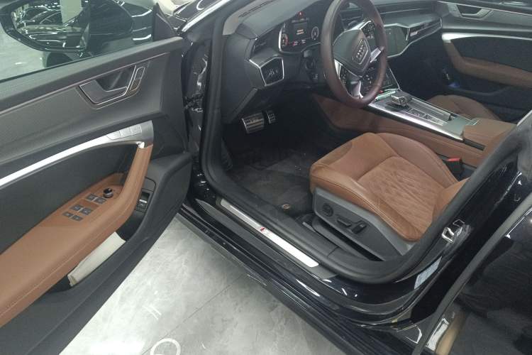 Used Audi A7L 2024 45 TFSI quattro Luxury Edition