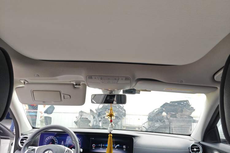 Used Mercedes-Benz E-Class 2018 Restyled E 300 L Sporty and Stylish Edition Headliner