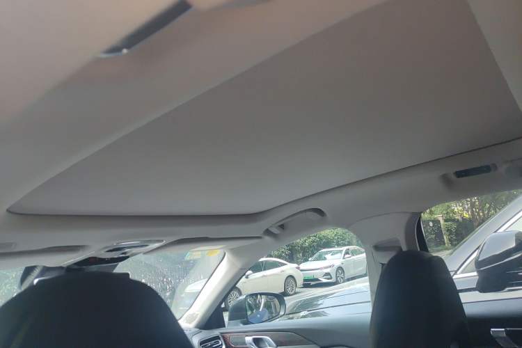 Used Lynk & Co 02 2018 2.0T DCT 4x4 Sport Pro Edition China V Standard
