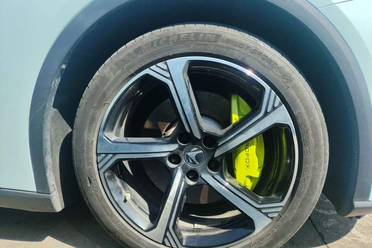 Used ARCFOX Alpha S5 2024 560MAX 185kW