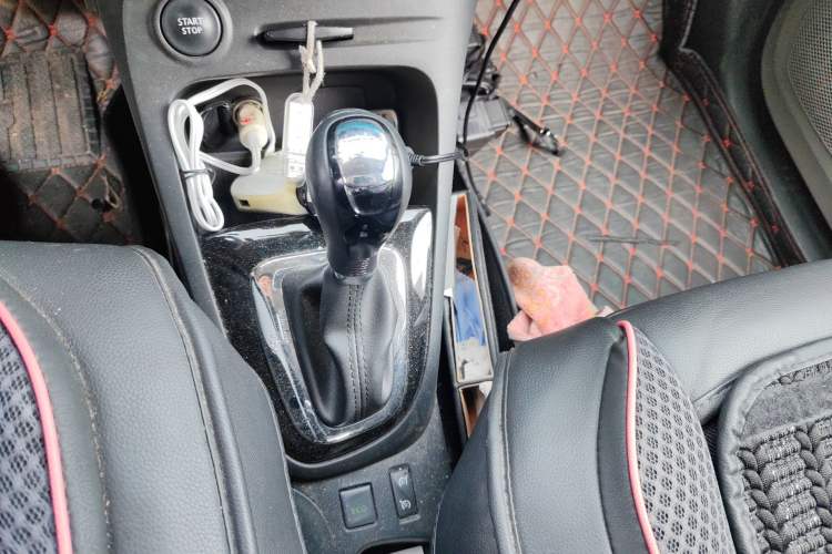 Used Renault Captur 2015 1.2T Automatic Comfort Edition
