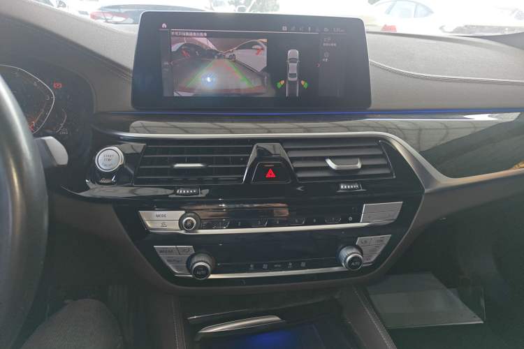 Used BMW 5 Series 2020 525Li M Sport Package
