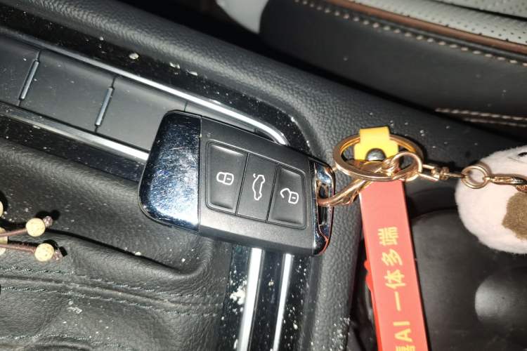 Used Volkswagen Magotan 2023 2 Million Units Commemorative Edition 330TSI DSG Luxury Version
