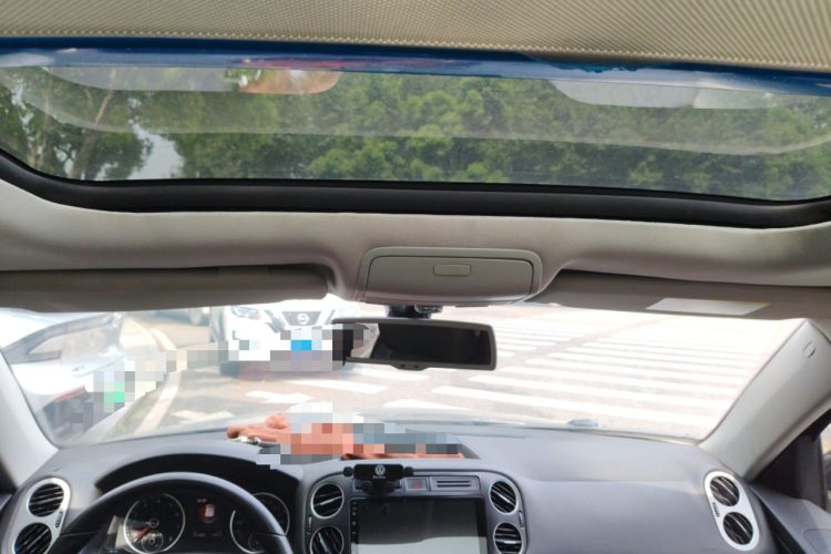 Used Volkswagen Tiguan 2016 300TSI Automatic Two-Wheel Drive Luxury Edition Headliner