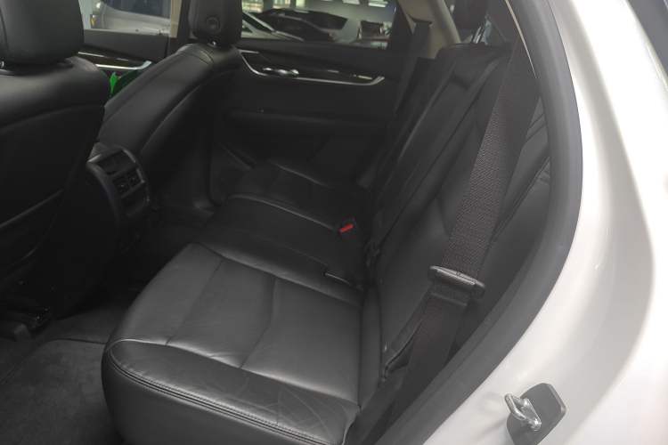 Used Cadillac XT5 2018 28T Four-Wheel Drive Luxury Model
