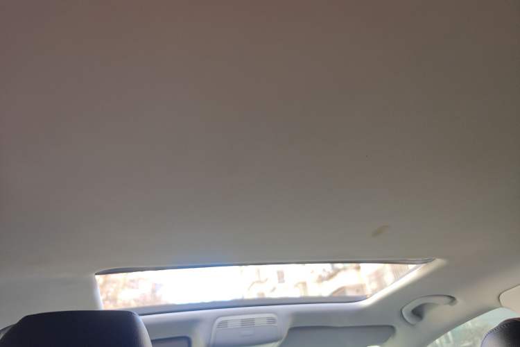 Used Volkswagen Magotan 2012 Revised 1.8TSI Comfort Version Headliner