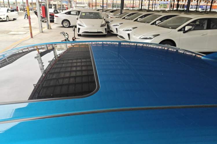 Used Toyota Levin 2017 Revised Dual-Engine 1.8H GS E-CVT Elite Sunroof Version China V Standard Roof