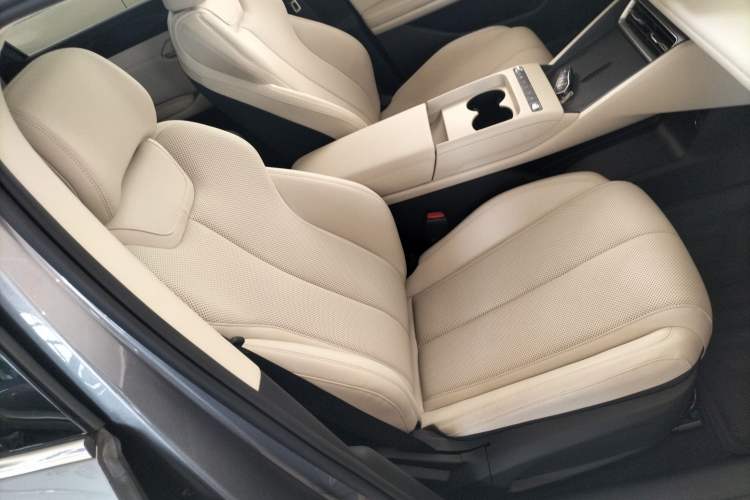 Used BYD Qin L 2025 EV 470KM Leading Edition Right Front Seat