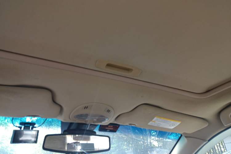 Used Buick Excelle 2013 1.5L Automatic Classic Model
