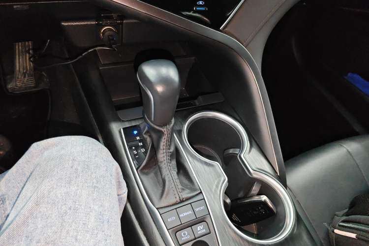 Used Toyota Camry 2021 Dual-Motor 2.5 HGVP Leading Edition