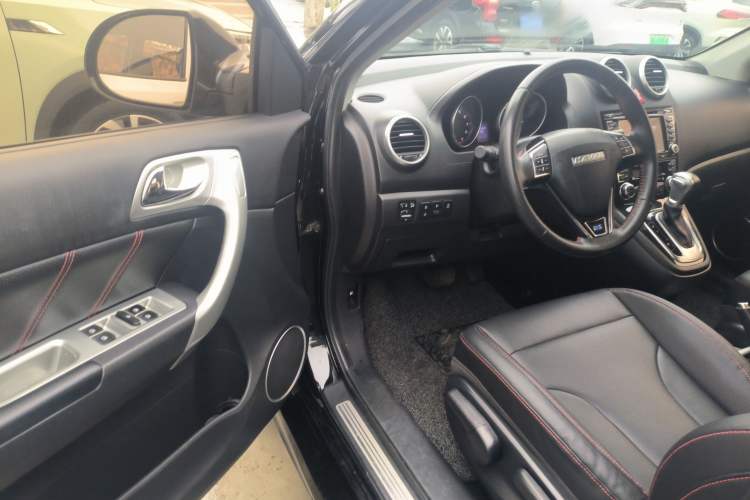 Used Haval H6 2016 Upgraded Model 1.5T Automatic Two-Wheel Drive Elite Version