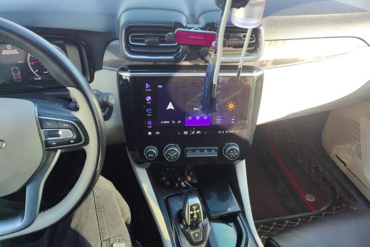 Used Lynk & Co 02 2019 1.5T DCT Two-Wheel Drive Shine Pro Edition China VI Standard
