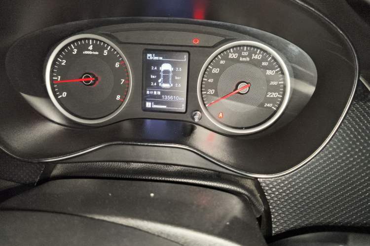 Used Baojun 730 2019 1.5L Manual Fashion Model 7-seater China VI
