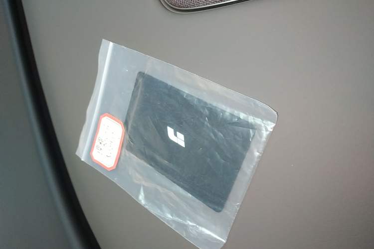 Used Li Auto i6 2025 Model Two-Wheel-Drive Standard Type Vehicle Key