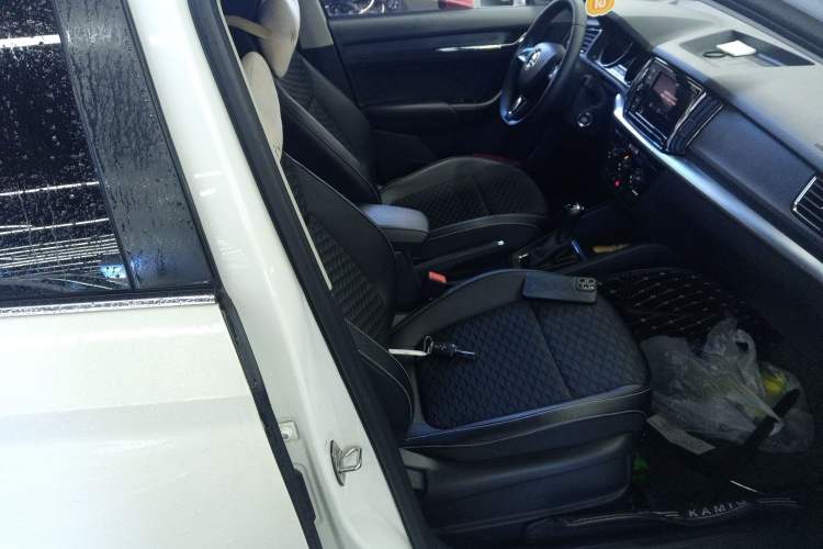 Used Skoda Kamiq 2018 1.5L Automatic Comfort Edition China VI Standard