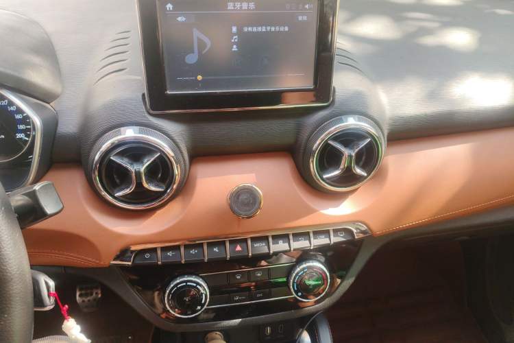 Used BAIC Senova X35 2016 1.5L Manual Luxury Edition