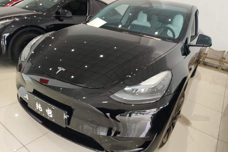 Used Tesla Model Y 2023 Rear-Wheel-Drive Version