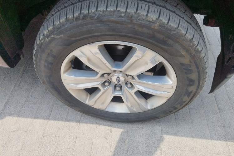 Used Juntian Yongmengzhe 2020 3.5T Luxury Edition Right Front Wheel Hub