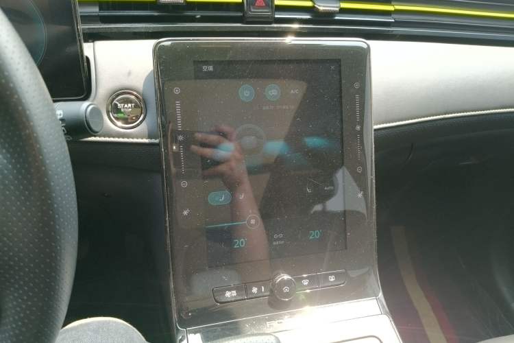 Used Roewe RX5 2021 PLUS 330TGI Automatic National Trend Intelligent Deluxe Edition Audio And AC Panel