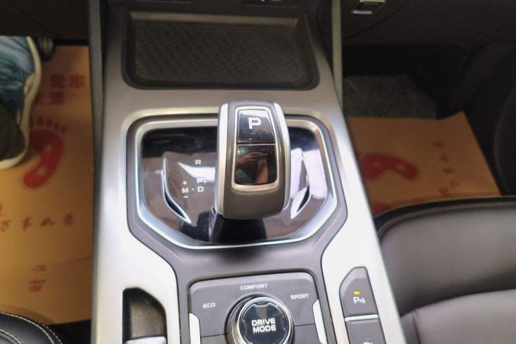 Used Geely Auto Haoyue 2020 1.8TD DCT Flagship 7-Seater
