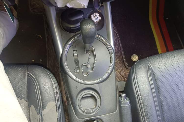 Used Mitsubishi ASX 2016 2.0L CVT Two-Wheel Drive Excellence Edition Gear Lever