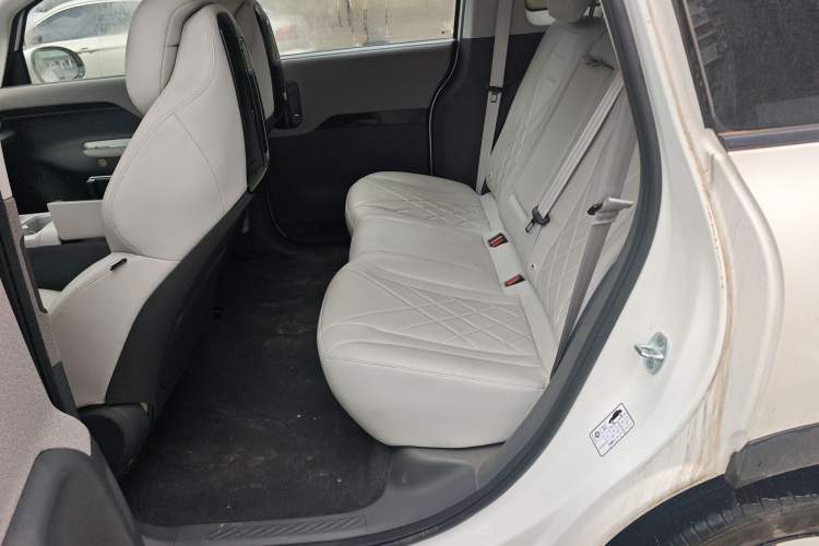 Used ARCFOX Kaola 2024 Family Edition AIR
