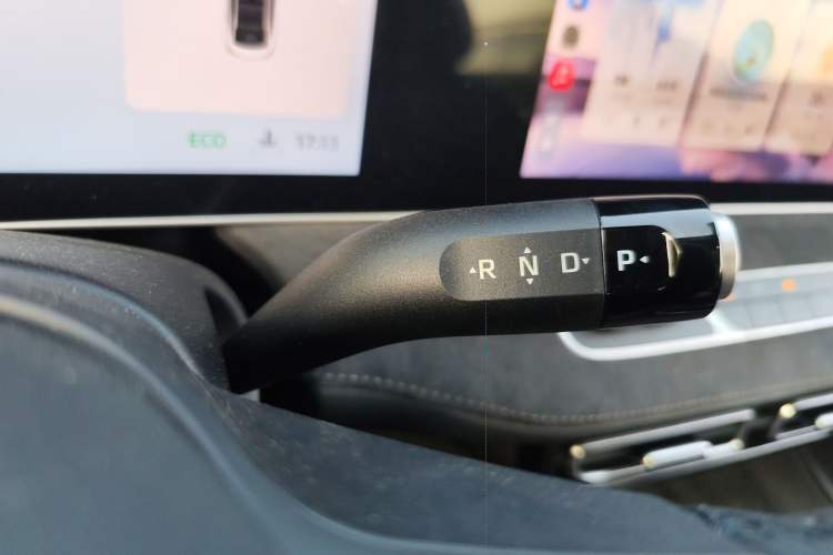 Used Roewe D7 2023 DMH 125km Flagship Edition